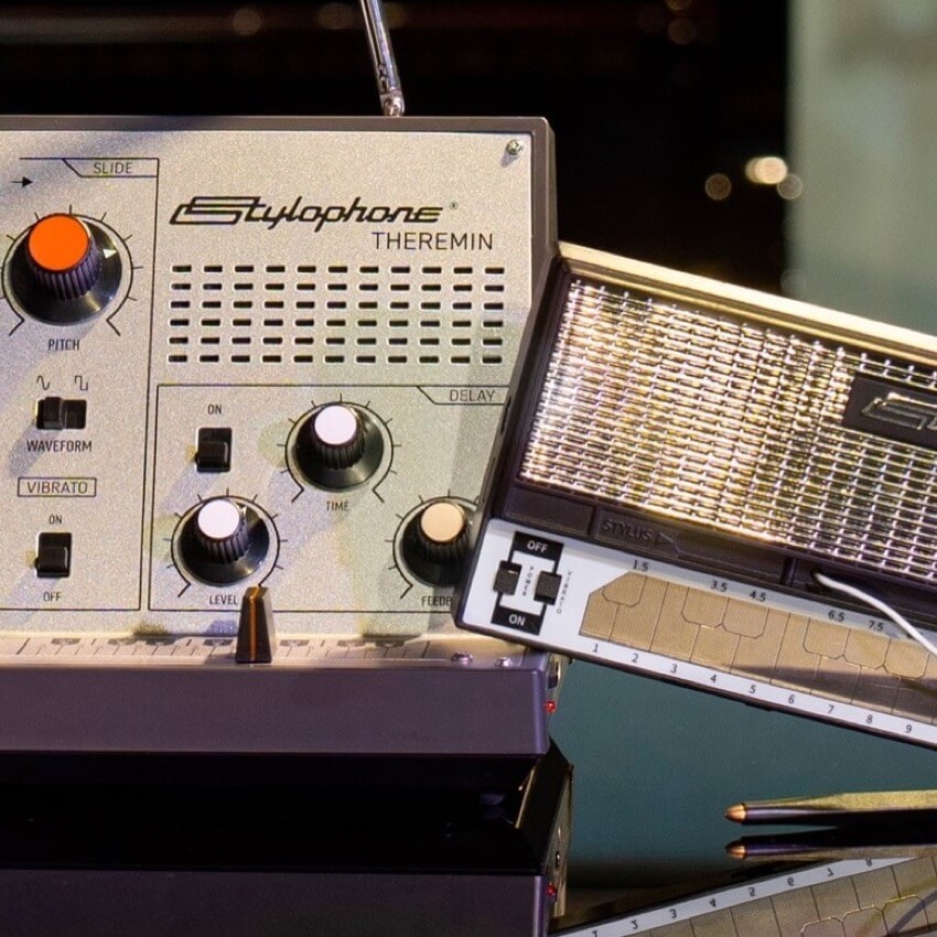 Stylophone S1 & Theremin: Two Trendy Instruments for having fun at a low price