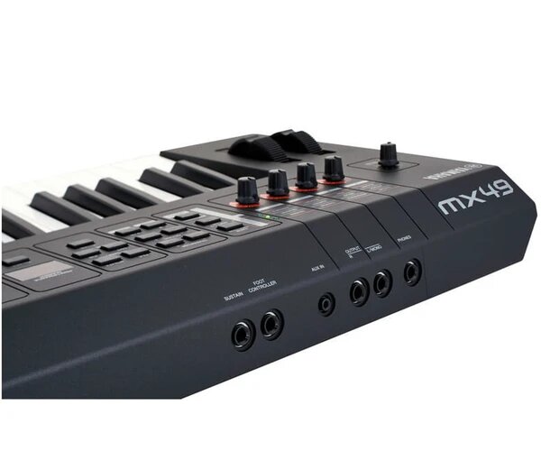 Yamaha MX49 synthétiseur 49 touches