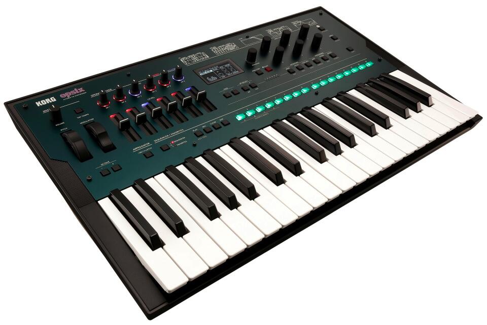 Korg digital store fm synthesizer