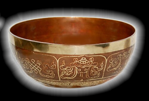 Tibetan Handmade Singing Bowls Set Etching Singing Bowl Red Color 16cm / 700g avec coussin et batte : miniature 1