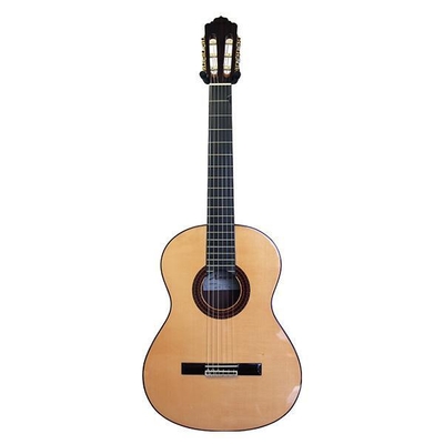 Almansa Guitarras Conservatory 434, 650mm, table en épicéa massif, dos et éclisses en palissandre, finition brillante