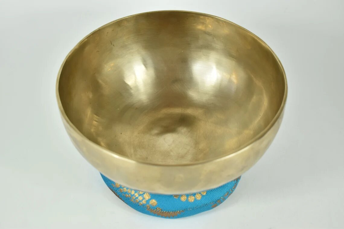 Tibetan Handmade Singing Bowls Earth PLanetary Uranus Singing Bowl 21.8cm 960 gms : photo 1
