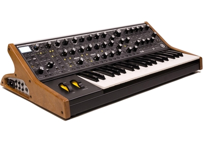 Moog Subsequent 37 Paraphonic Synth