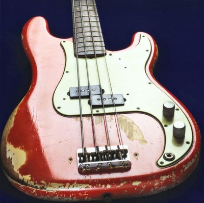 Music Sales Bass Guitar Greeting Card - Worn Red (unité)