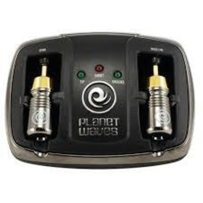 Planet Waves Cable Tester for RCA, BNC & F Connections, with 2x AAA batteries
